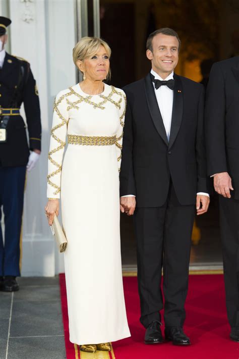 video brigitte macron robe blanche|More.